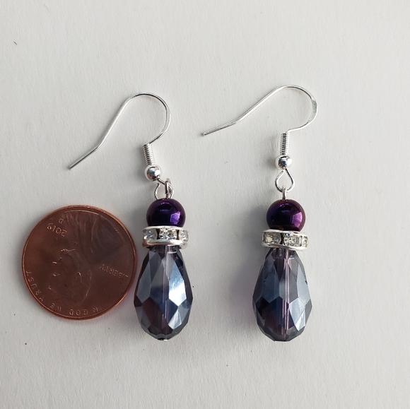 Transparent violet teardrop earrings - Picture 2 of 3